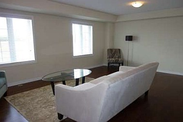3 Bedroom House  in 3145 WALKERS LINE Burlington, ON &amp;nbsp; L7M 0E1
