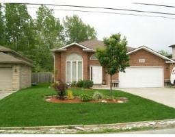 3 Bedroom House  in 1366 ARMANDA WINDSOR, ON &amp;nbsp; N9C 3W9