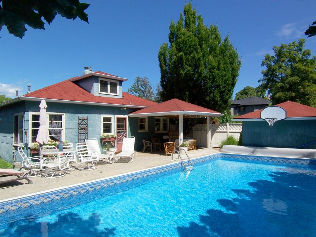 197 Vimy Avenue Kelowna, BC V1Y 5S2,