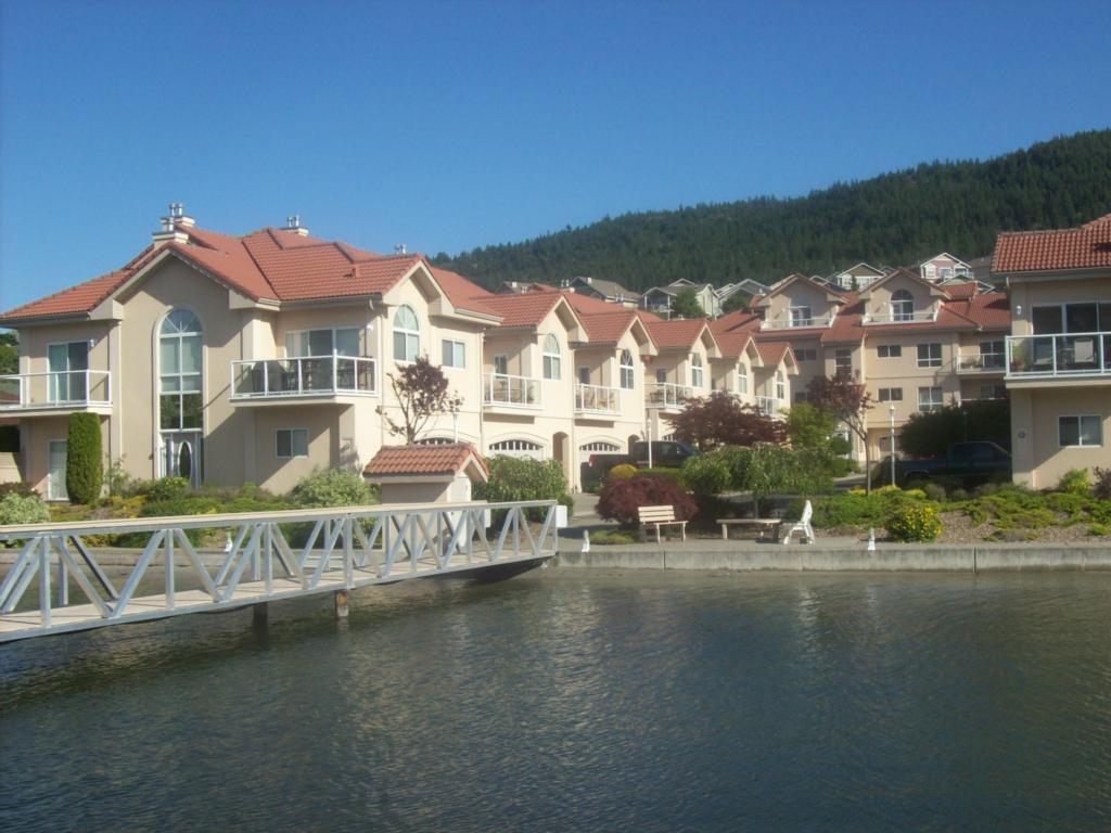 7701 Okanagan Landing Road 9 Vernon, BC V1H 1L3, Vernon,