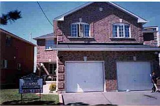 4 Bedroom House  in 18 ACME CRES Toronto, ON &amp;nbsp; M9R 3B8