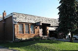 4 Bedroom House  in 40 MASSEYGROVE CRES Toronto, ON &amp;nbsp; M9V 3C9