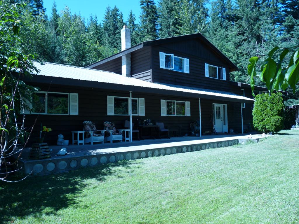 3196 White Lake Road 9 Sorrento, BC, BC V0E 2W1,