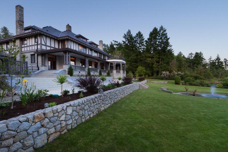 8100A McPhail Rd Central Saanich, BC V8M 1S3,